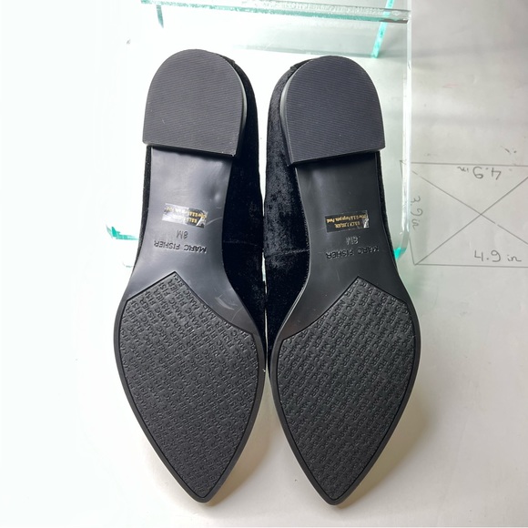 Marc Fisher Women’s Kneel Velvet Faux Pearl Loafers 8M Black Slip On Pointed Toe - Picture 8 of 10